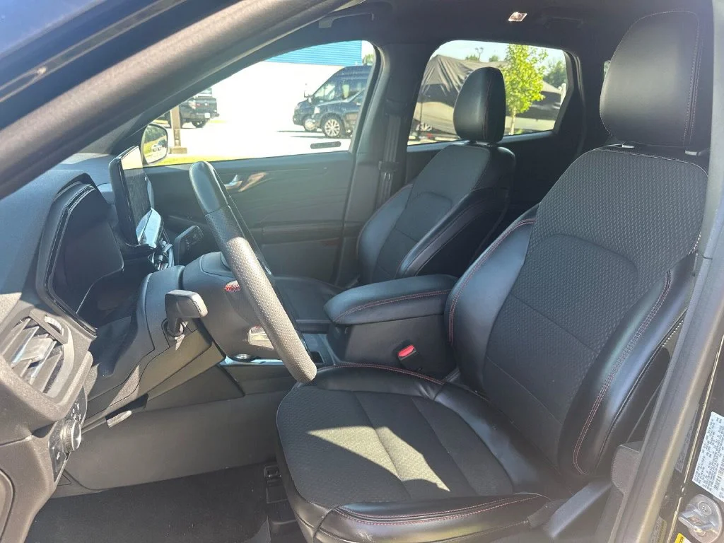 Used 2024 Black Ford ST-Line image 3