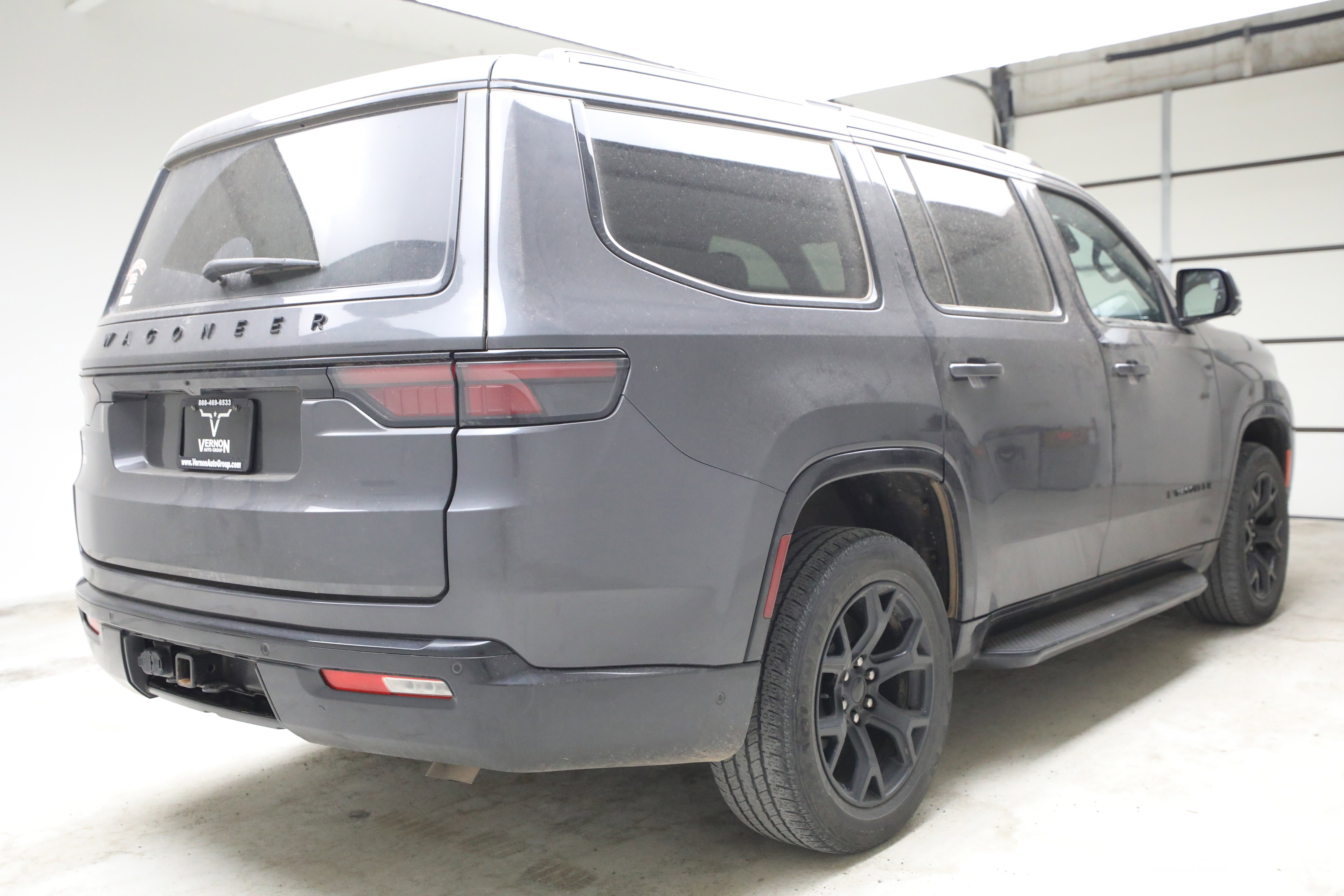 Certified Used 2024 Baltic Gray Metallic Clearcoat Jeep Y image 4