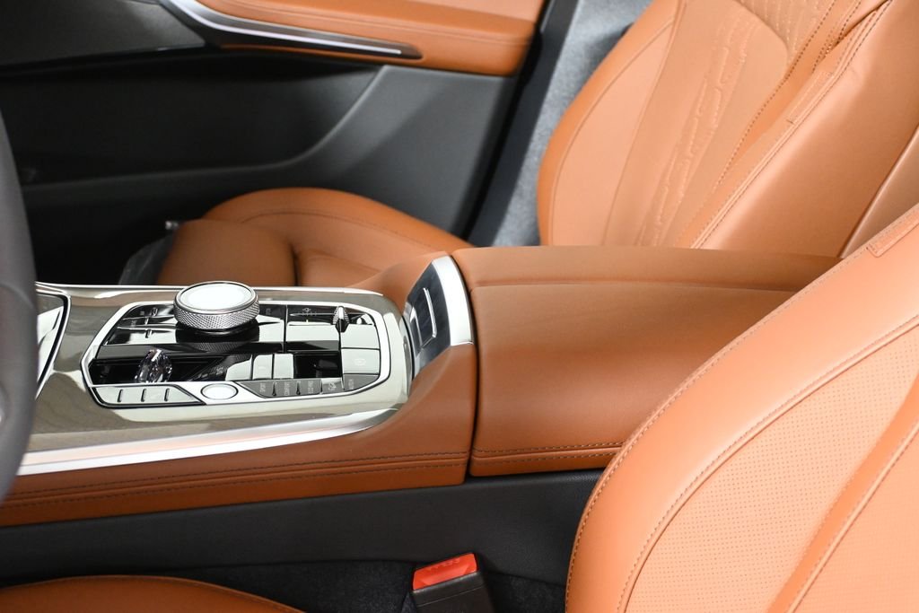 New 2027 Green Metallic BMW xDrive40i image 25
