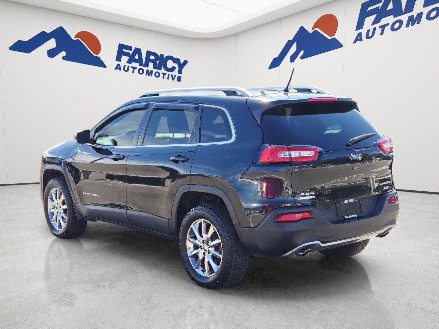 Used 2014 Brilliant Black Crystal Pearlcoat Jeep Limited image 7
