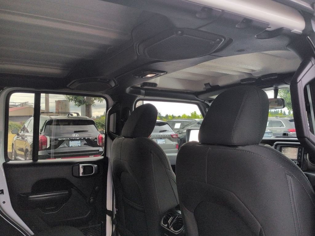 Used 2018 Bright White Clearcoat Jeep Unlimited Sport image 27