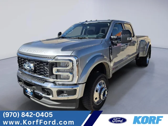 2027 Ford Super Duty F-450® Lariat®