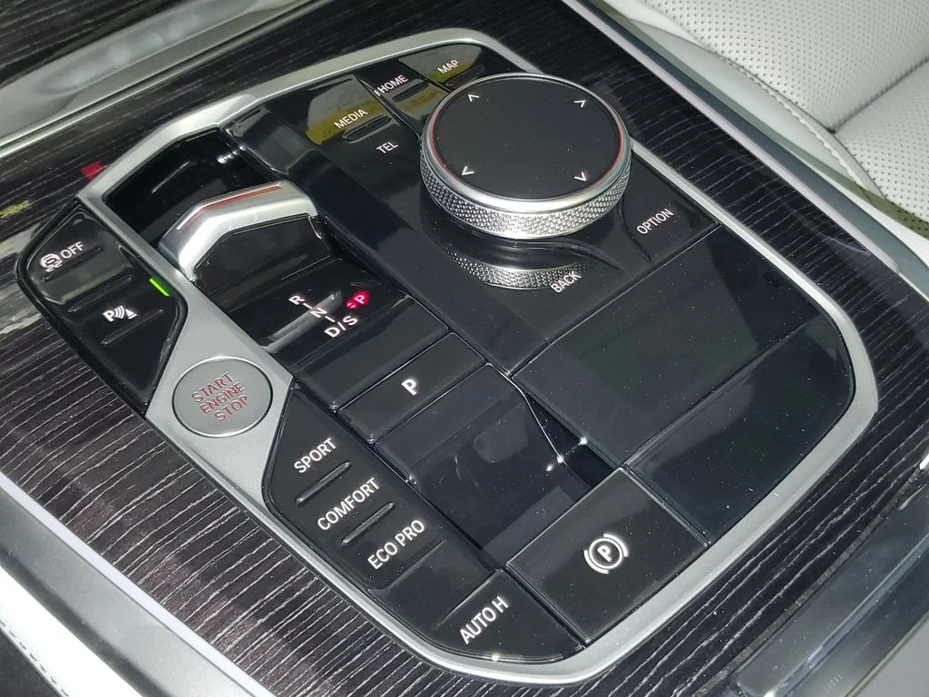 New 2026 Gray BMW sDrive40i image 25