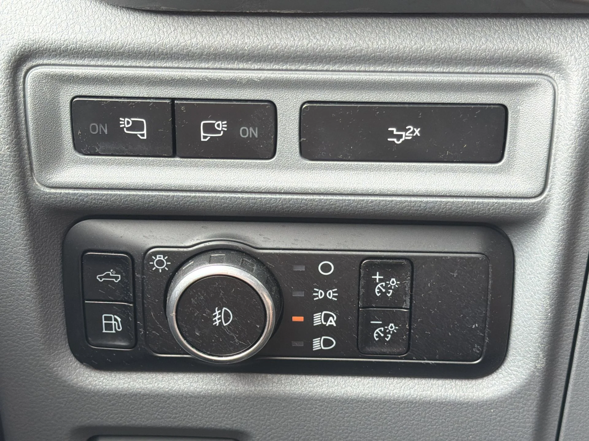 Certified Used 2024 Gray Metallic Ford XLT image 14