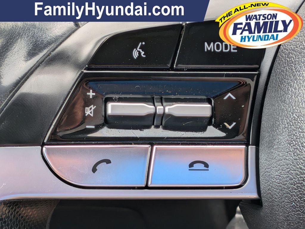 2023 Hyundai Elantra Limited - Photo 14