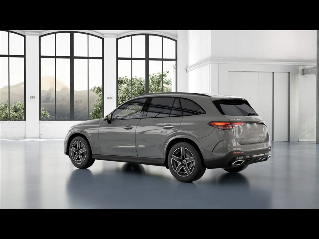 New 2026 Manufaktur Alpine Grey Mercedes-Benz GLC 300 4MATIC® image 25