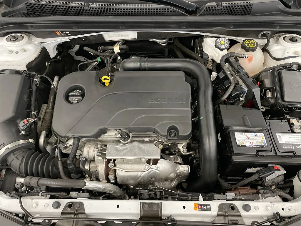 Certified Used 2023 Summit White Chevrolet LT image 31