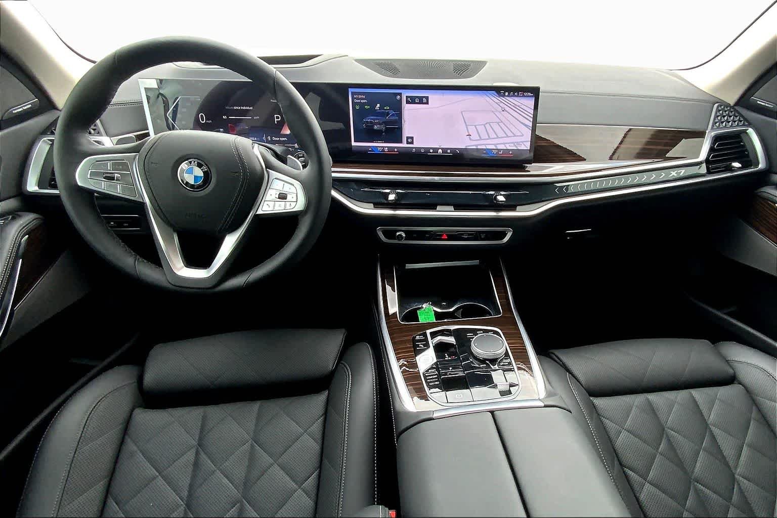 Used 2026 Sparkling Copper Metallic BMW xDrive40i image 23