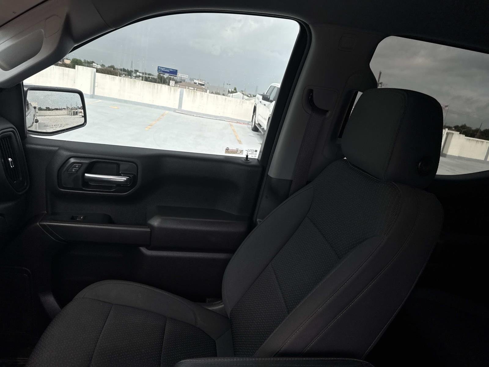 Used 2022 Satin Steel Metallic Chevrolet Custom image 15