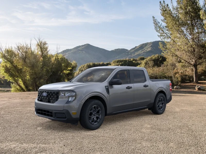 New 2026 Carbonized Gray Metallic Ford XLT image 2