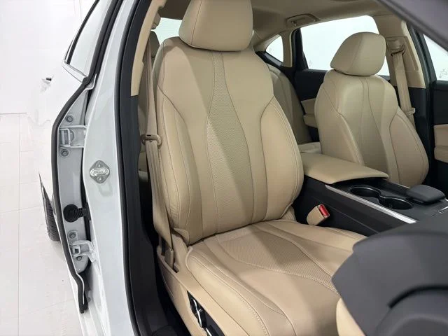 Certified Used 2025 Platinum White Pearl Acura TECH image 19