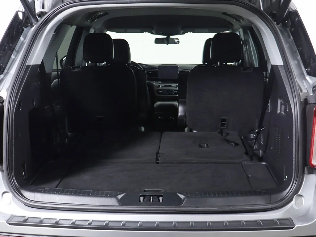 Used 2022 Silver Ford XLT image 16