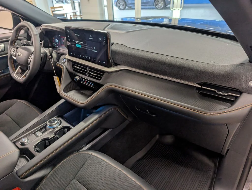New 2026 Gray Ford Tremor image 8