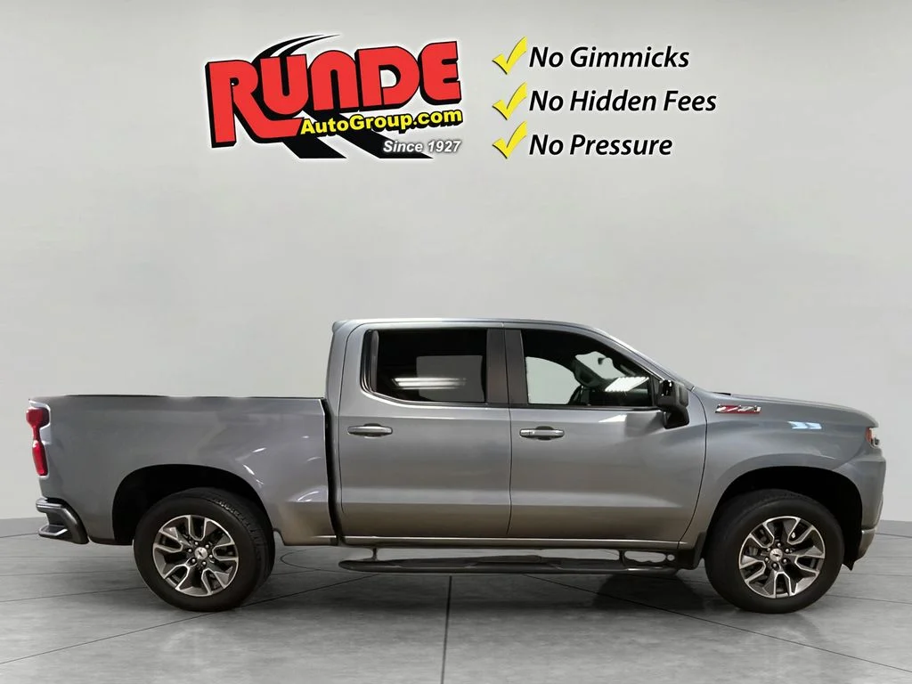 Used 2020 Satin Steel Metallic Chevrolet RST image 7