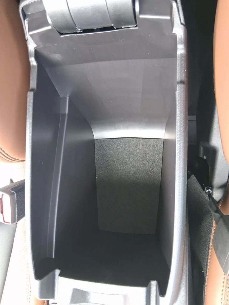 New 2026 Space White Metallic Ford Outer Banks® image 24