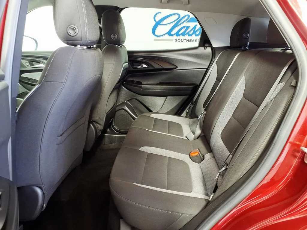 Used 2023 CRIMSON METALLIC Chevrolet LT image 8