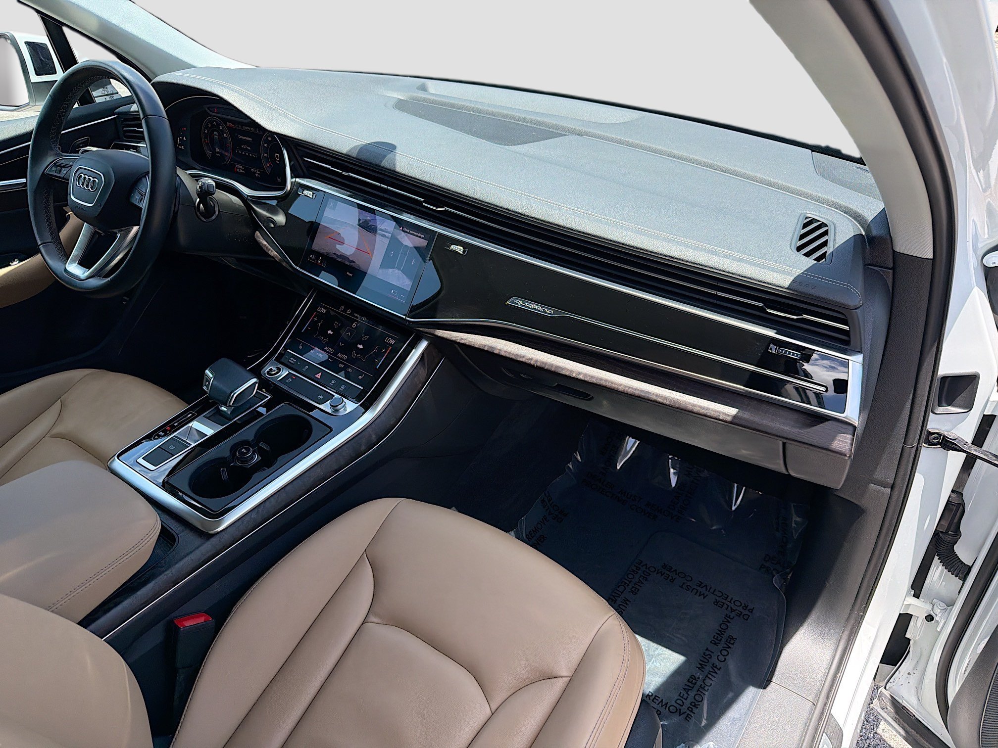 Used 2025 Glacier White Audi Premium image 14