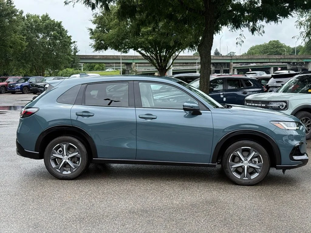Used 2024  Honda EX-L image 11