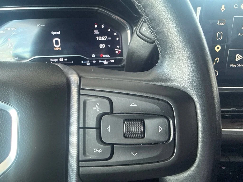 Used 2025 Summit White GMC SLT image 25
