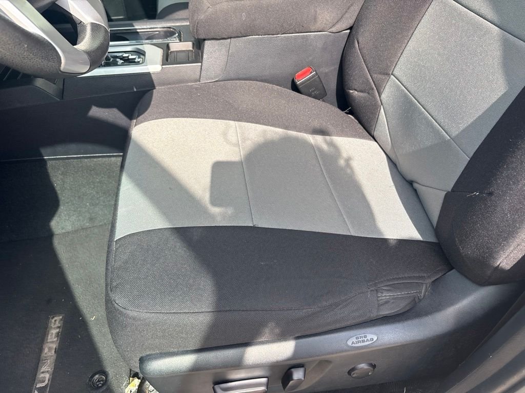 Used 2016 Silver Sky Metallic Toyota SR5 image 12