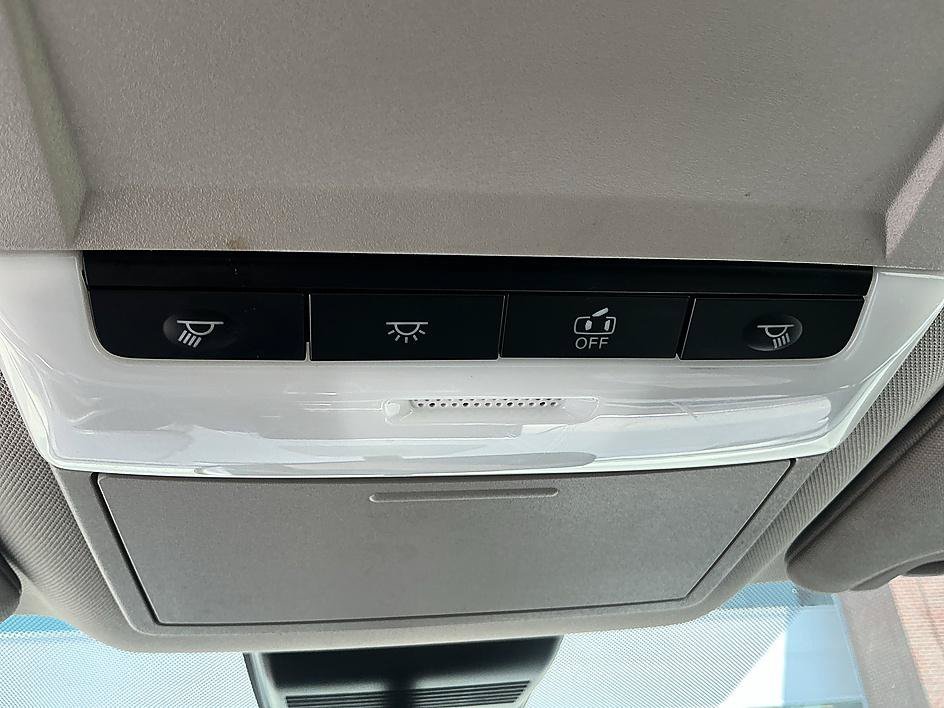 Used 2024 Pearl White Tricoat Nissan 2.5 SV image 23