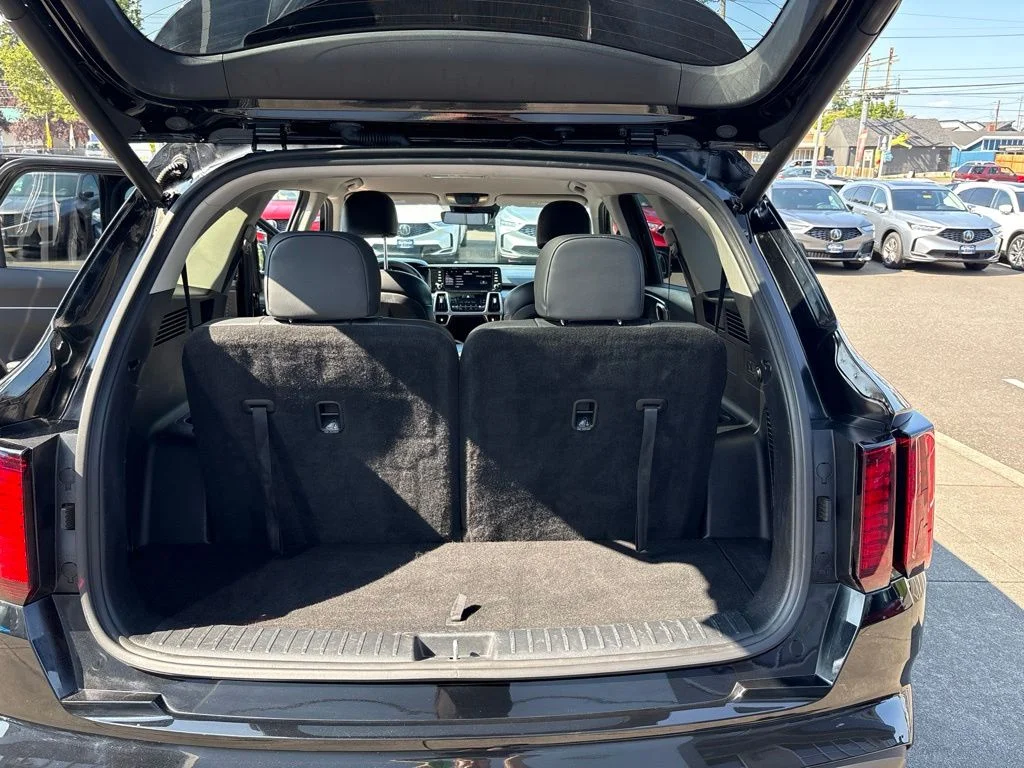 Used 2023 Black Kia EX image 31