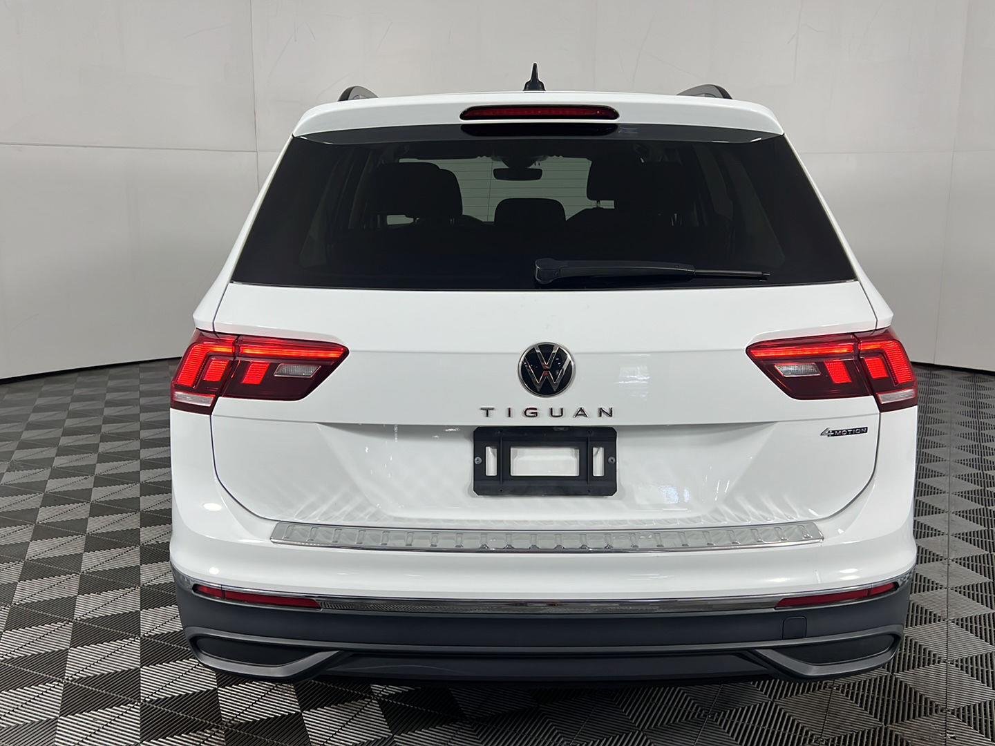 Used 2024 Pure White Volkswagen S image 8