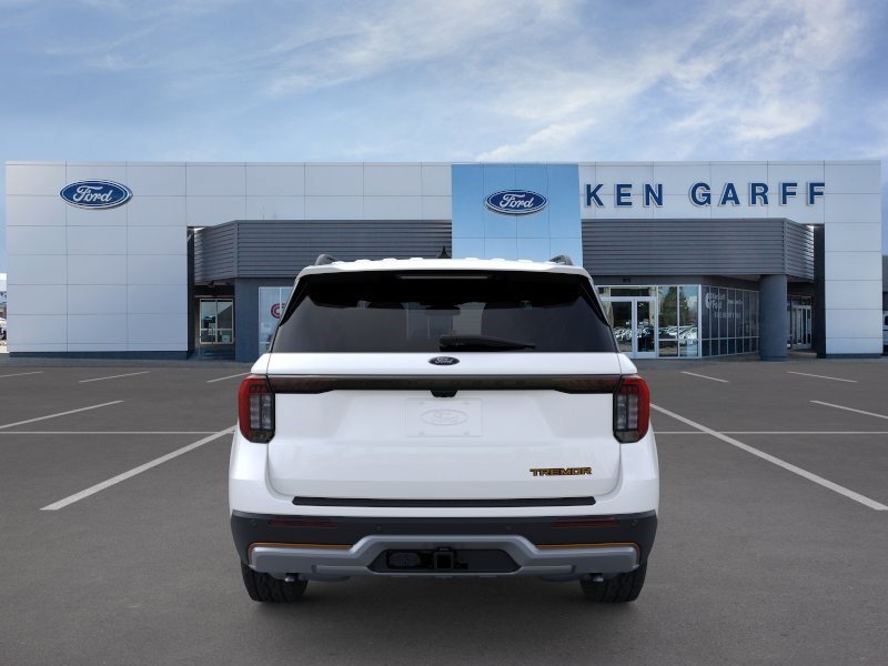 New 2026 Star White Metallic Tri-Coat Ford Tremor image 5