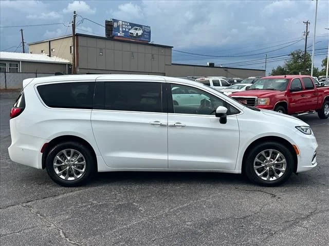 Used 2023 White Chrysler Touring L image 13