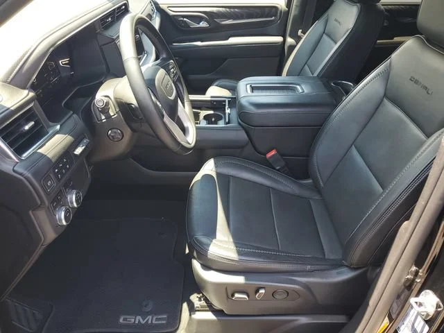 Used 2023 Onyx Black GMC Denali image 5