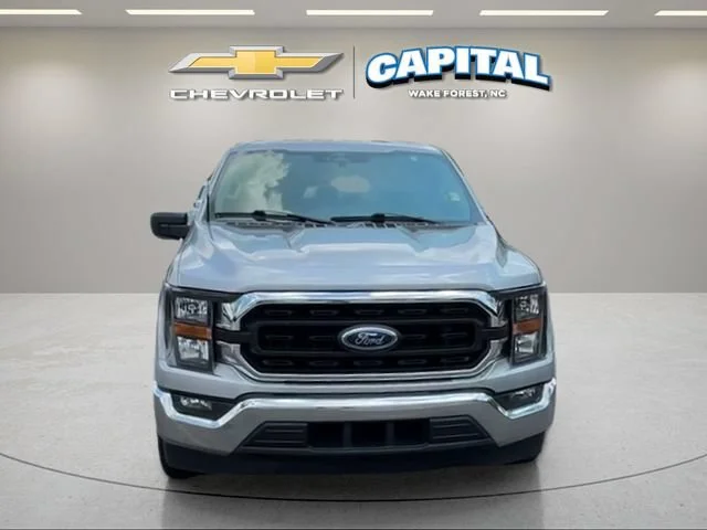 Used 2023  Ford XL image 8
