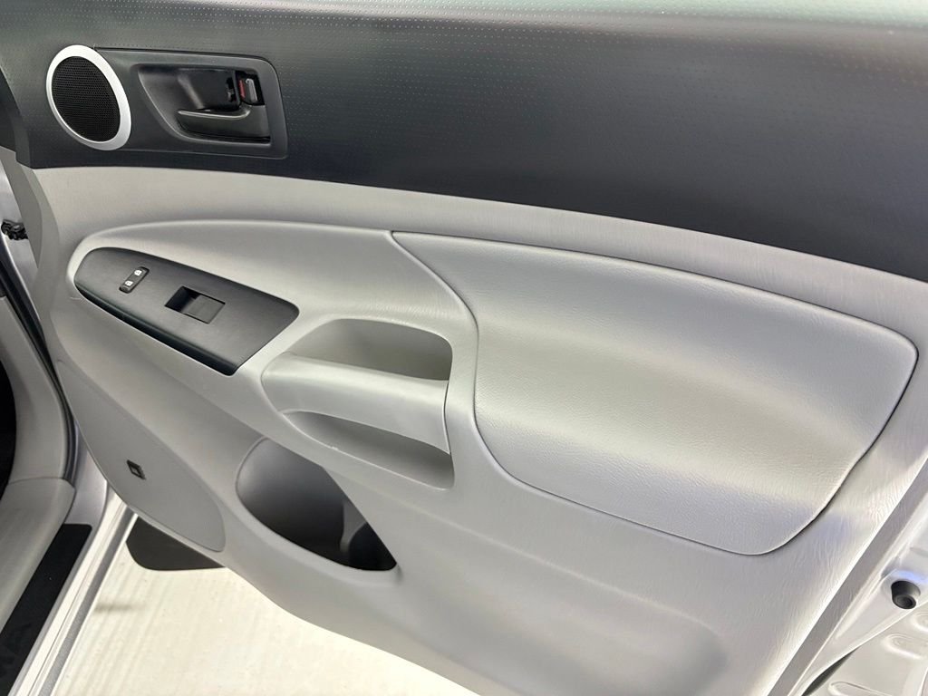Used 2015 Silver Toyota PreRunner image 38