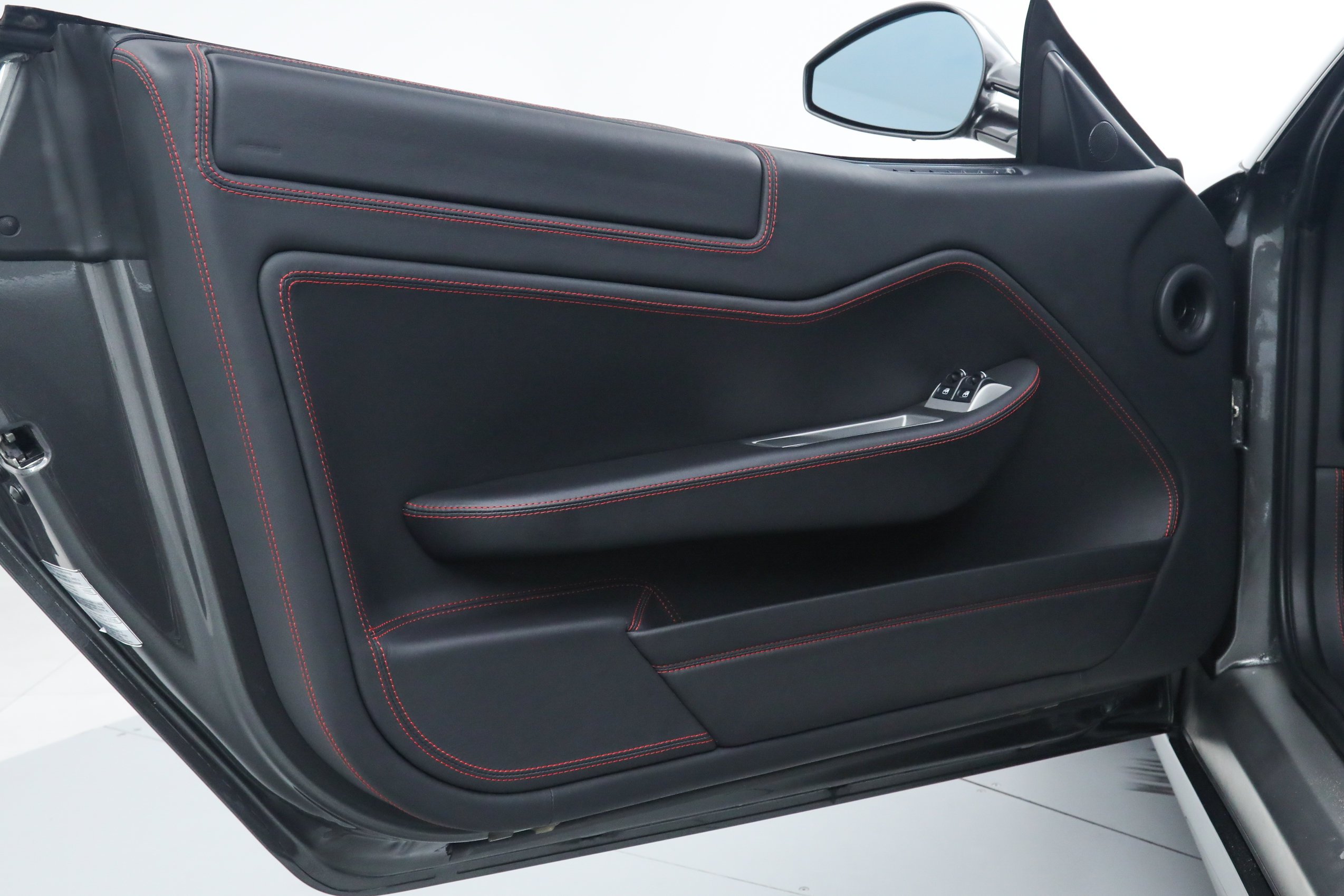 Used 2009 Gray Ferrari  image 26
