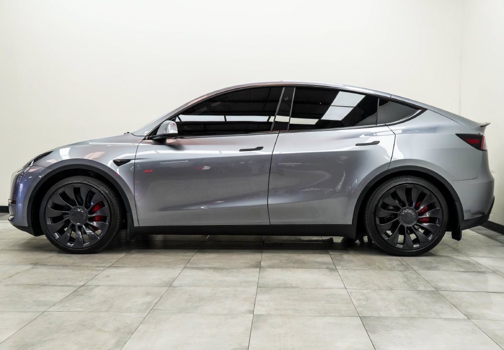 Used 2025 Silver Tesla Performance image 9