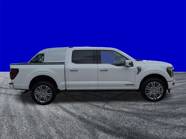 New 2026 Star White Metallic Tri-Coat Ford Platinum® image 3