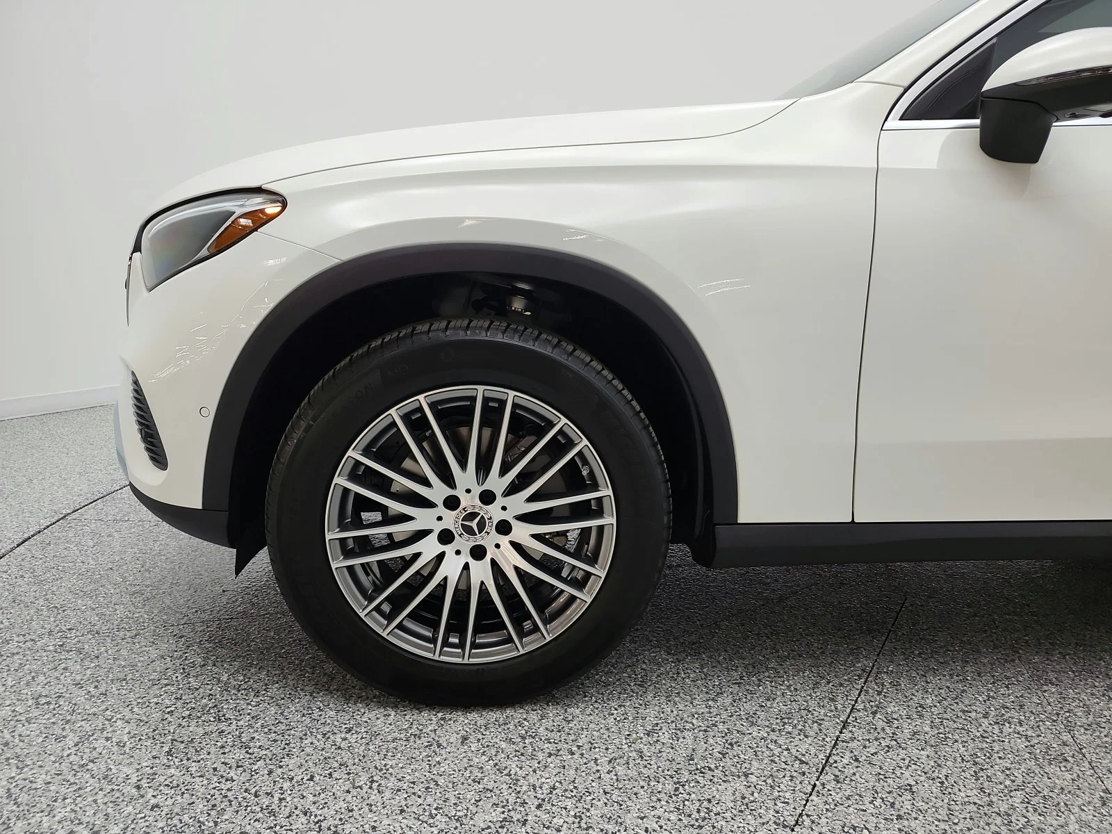Certified Used 2026 Polar White Mercedes-Benz GLC 300 SUV image 21