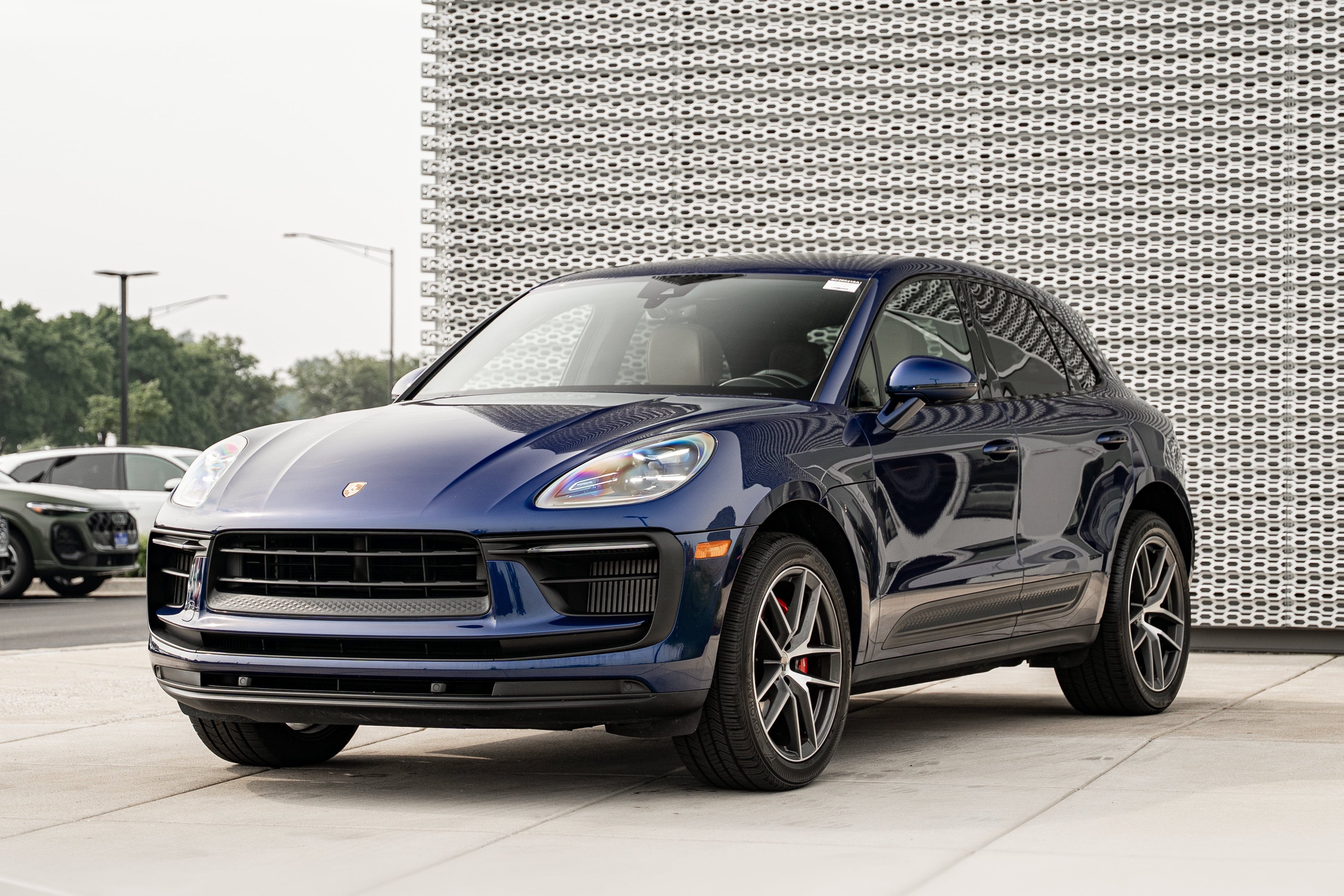 Used 2022 Night Blue Metallic Porsche S image 6