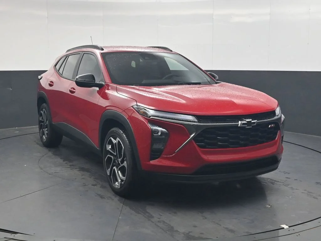 Used 2026 Red Chevrolet 2RS image 2