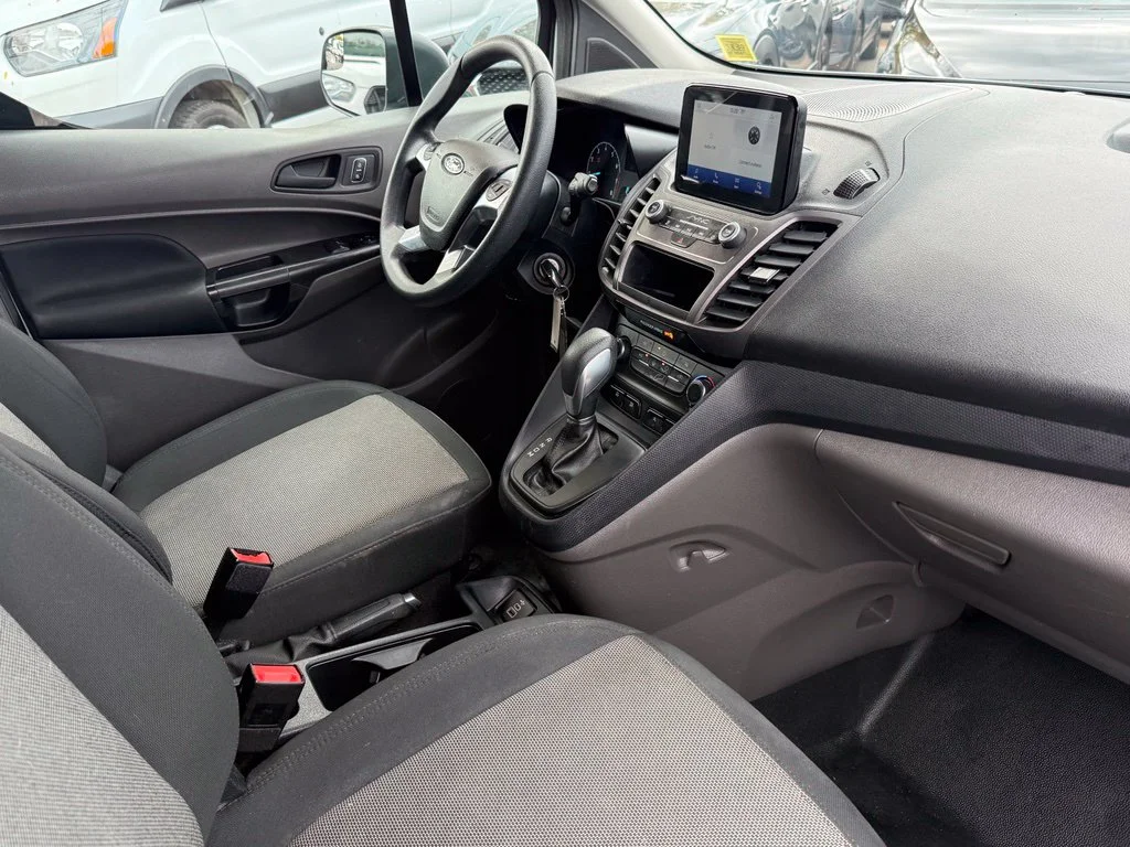 Used 2022 Frozen White Ford XL image 24