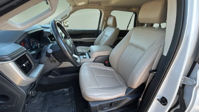 Used 2024 White Ford XLT image 18