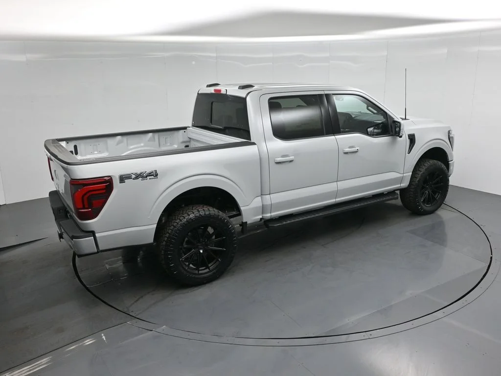 New 2026 Avalanche Ford Lariat image 40