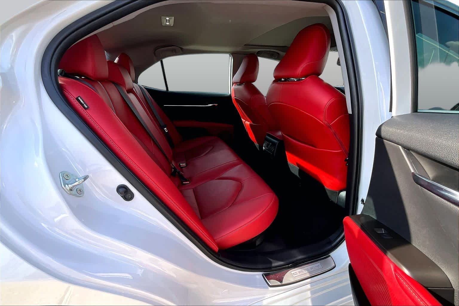 Used 2023 Wind Chill Pearl Toyota Hybrid XSE image 20