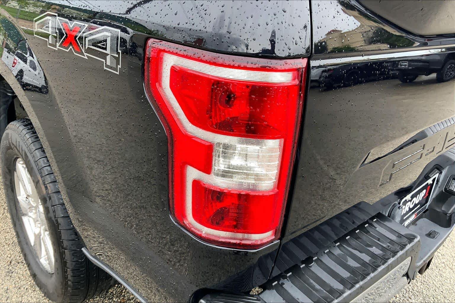 Used 2019 Agate Black Ford XLT image 28