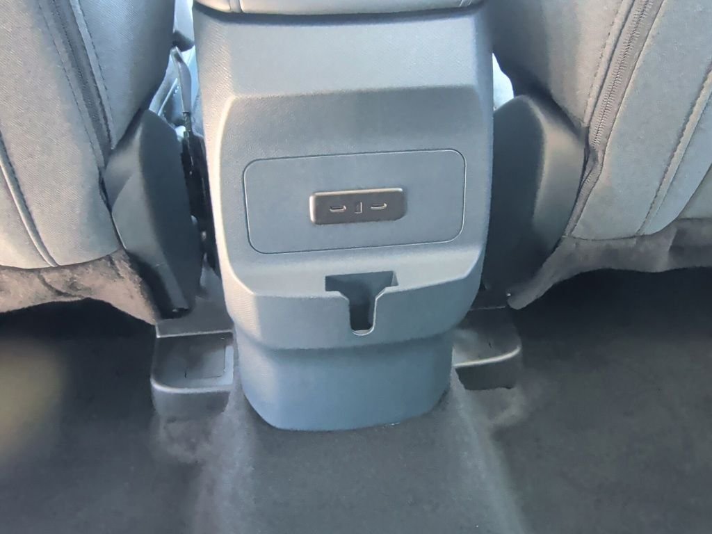 New 2025 Carbonized Gray Metallic Ford XLT image 36