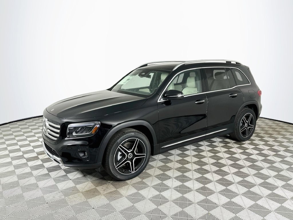 New 2026 Night Black Mercedes-Benz GLB 250 image 34