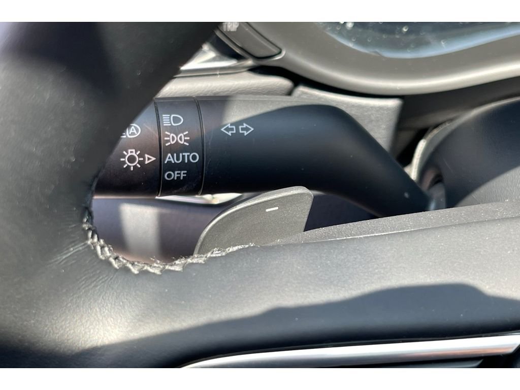 Certified Used 2025 Snowflake White Pearl Mica Mazda 2.5 Turbo Premium Package image 38