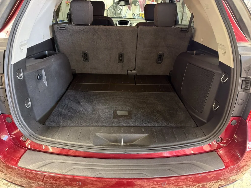 Used 2017 Red Chevrolet LT image 10