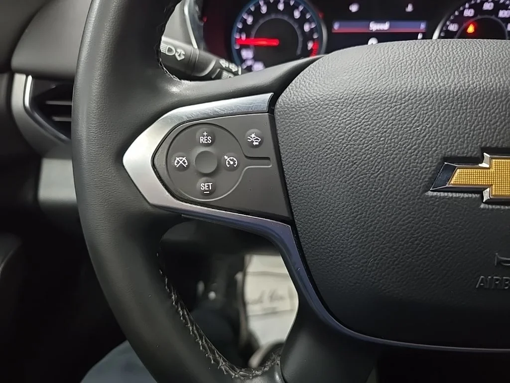 Used 2023 Green Chevrolet LT image 19