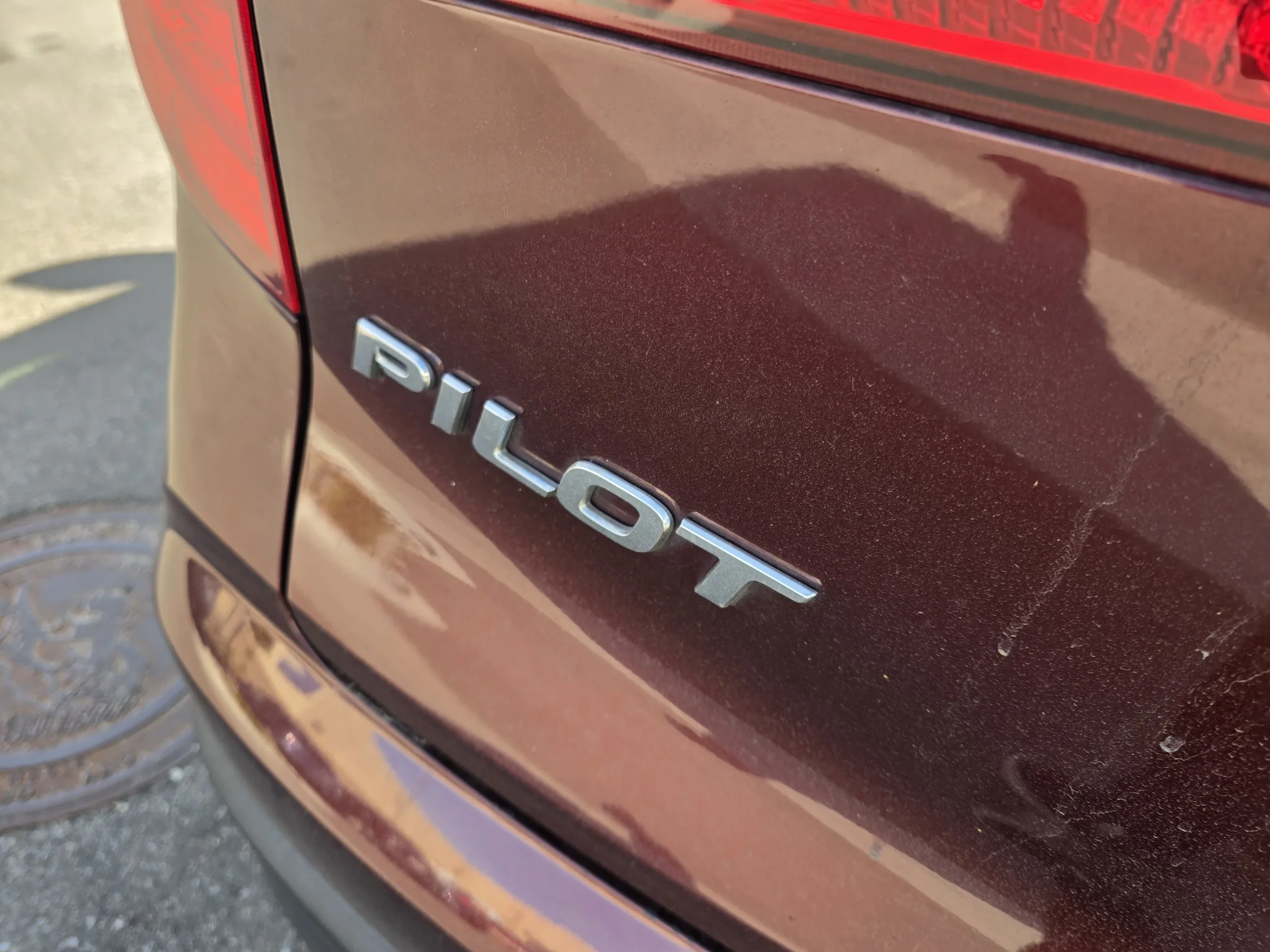 Used 2018 Deep Scarlet Pearl Honda EX-L image 11