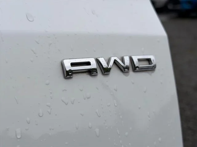 Used 2022 White Ford S image 32